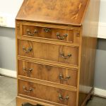 832 1123 SECRETAIRE